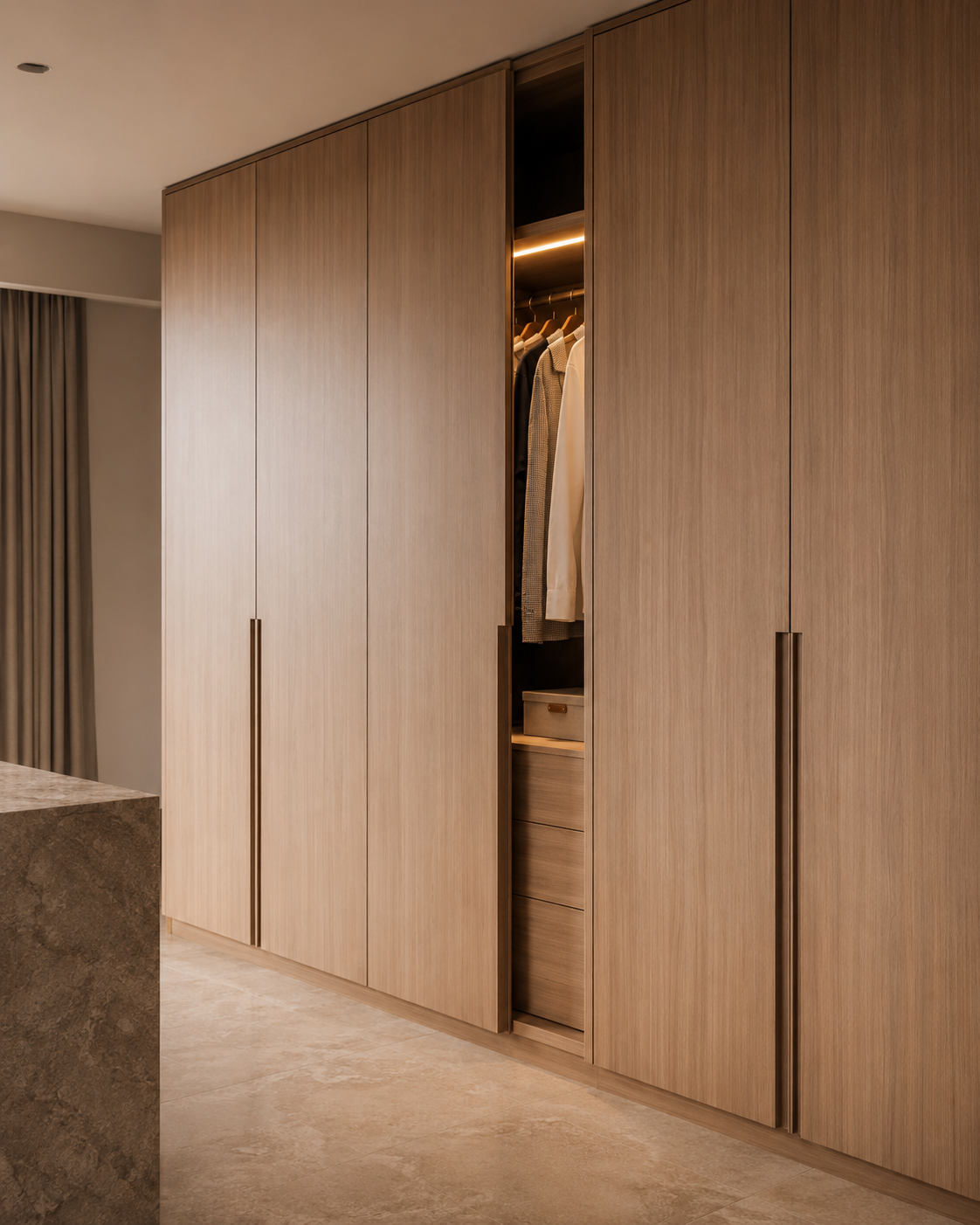 Hallway built-in wardrobe